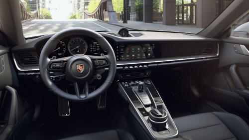 포르쉐_911_2024년형_카레라 가솔린 3.0_911 Carrera Coupe_color_int_Standard interior in Black, leather seats in front.jpg