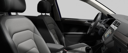 폭스바겐_Tiguan_2023년형_올스페이스 가솔린 2.0_TSI Prestige_color_int_비에나 가죽 시트 블랙.jpg