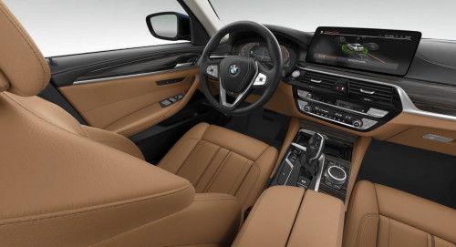 BMW_5 Series_2023년형_가솔린 2.0_520i Luxury_color_int_Leather 'Dakota' Cognac exclusive stitching leather piping in contrast.jpg